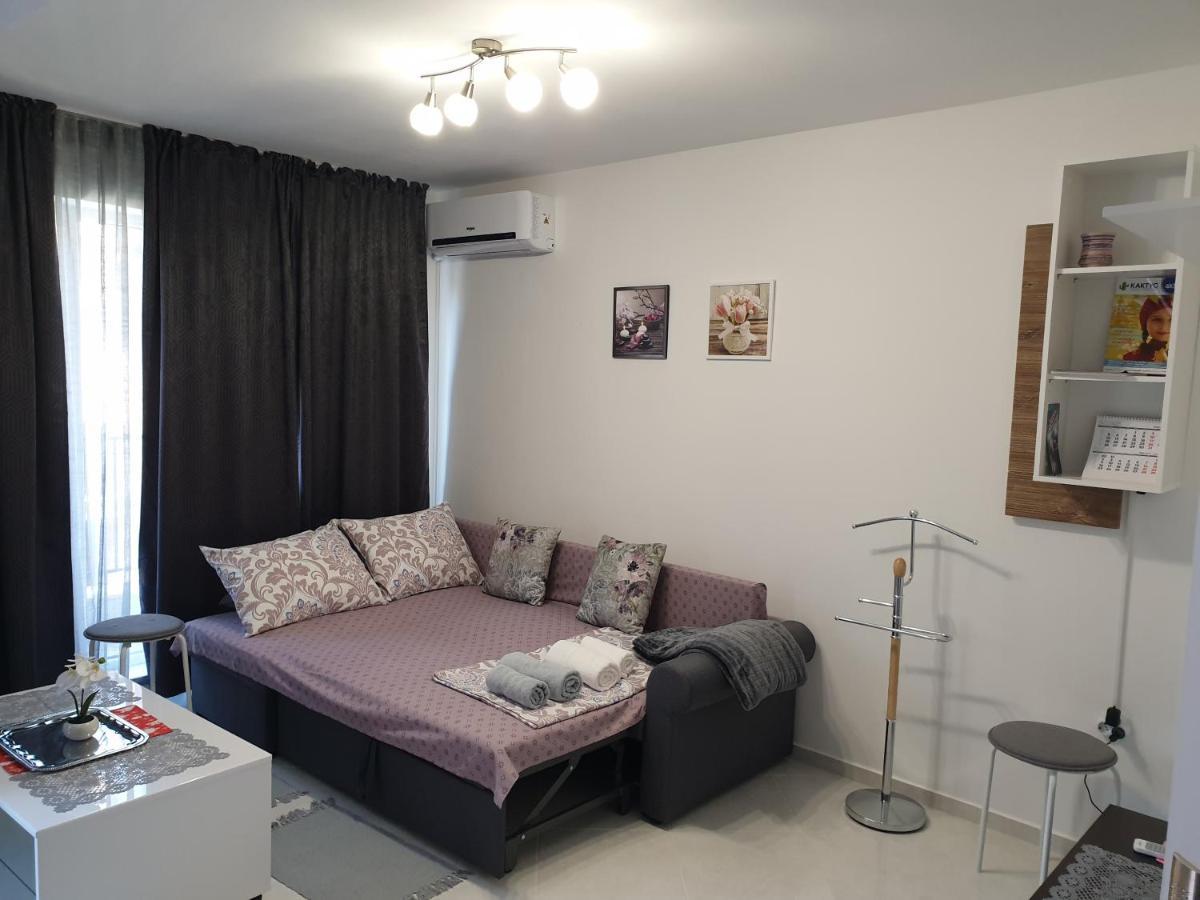 New The Twins Varna Two-Bedroom, Apt 5 At 15 Tsani Ginchev Street, Floor 3 外观 照片