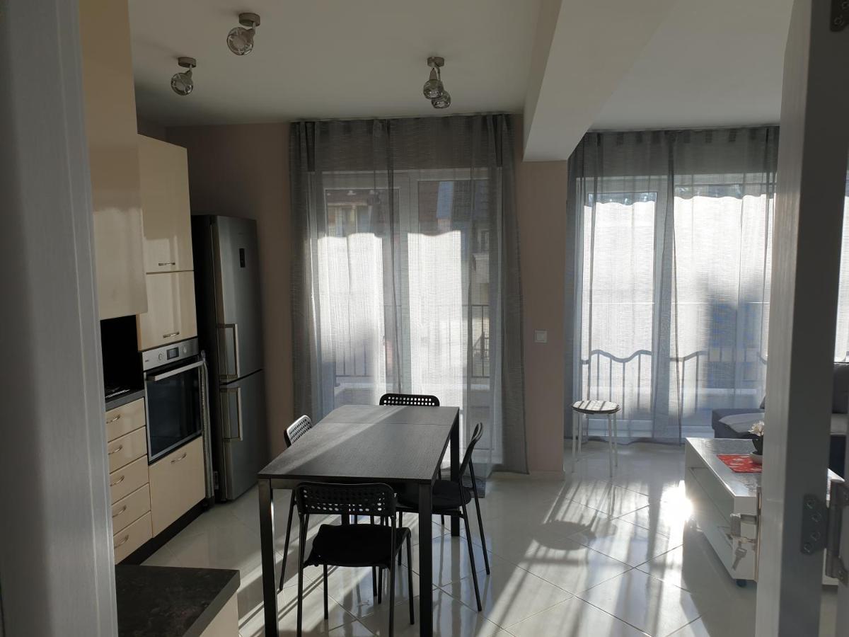 New The Twins Varna Two-Bedroom, Apt 5 At 15 Tsani Ginchev Street, Floor 3 外观 照片