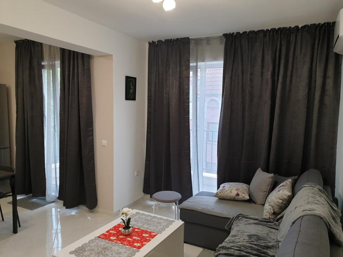 New The Twins Varna Two-Bedroom, Apt 5 At 15 Tsani Ginchev Street, Floor 3 外观 照片