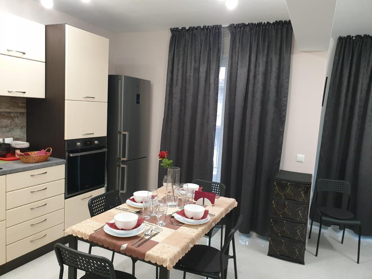 New The Twins Varna Two-Bedroom, Apt 5 At 15 Tsani Ginchev Street, Floor 3 外观 照片