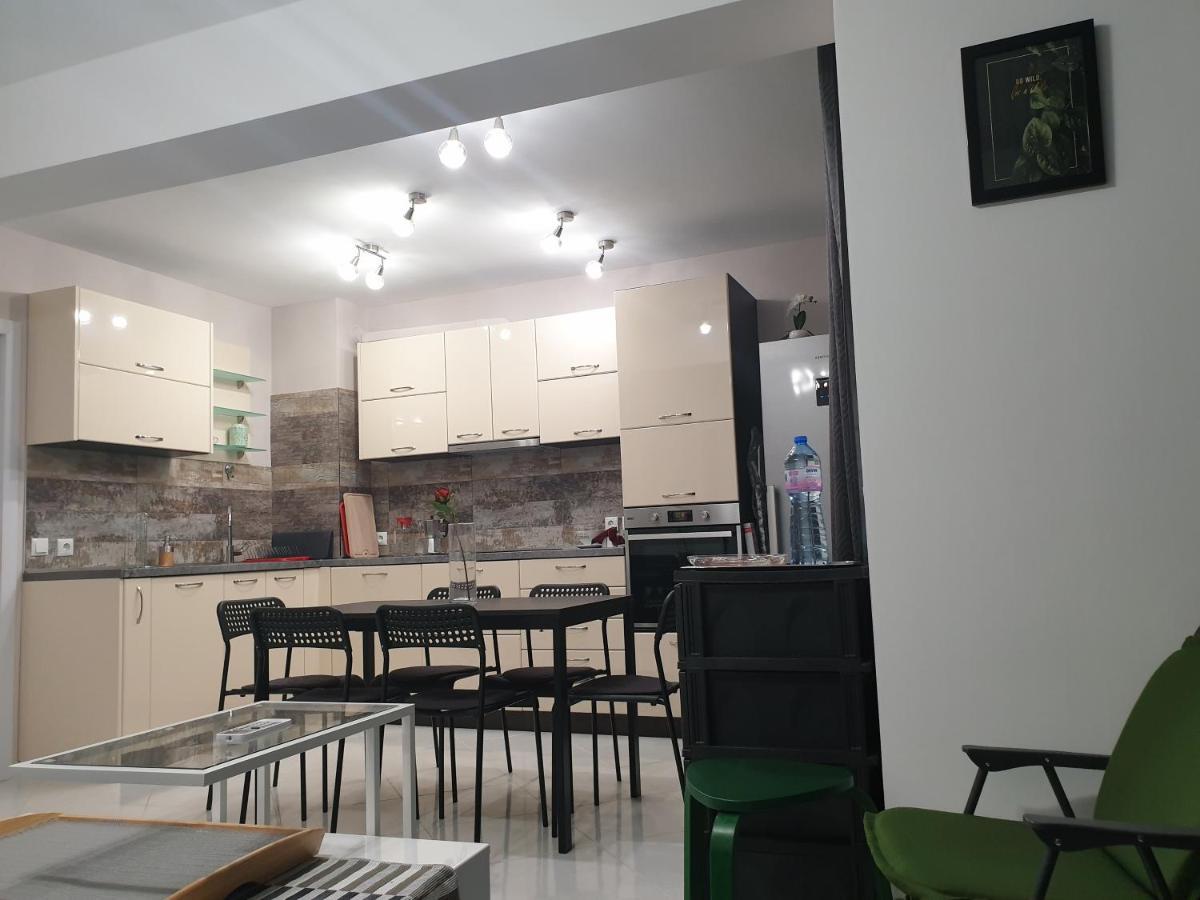 New The Twins Varna Two-Bedroom, Apt 5 At 15 Tsani Ginchev Street, Floor 3 外观 照片