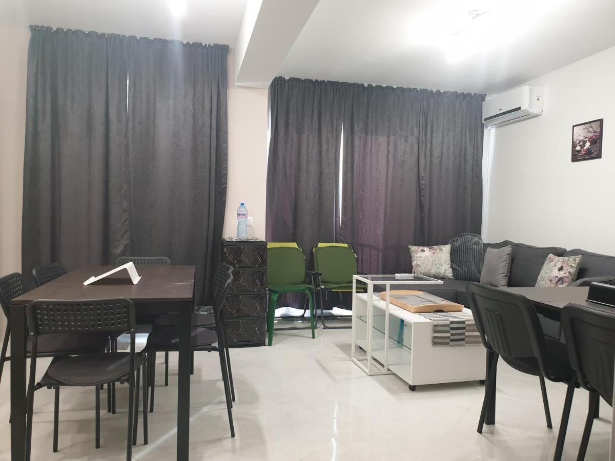New The Twins Varna Two-Bedroom, Apt 5 At 15 Tsani Ginchev Street, Floor 3 外观 照片