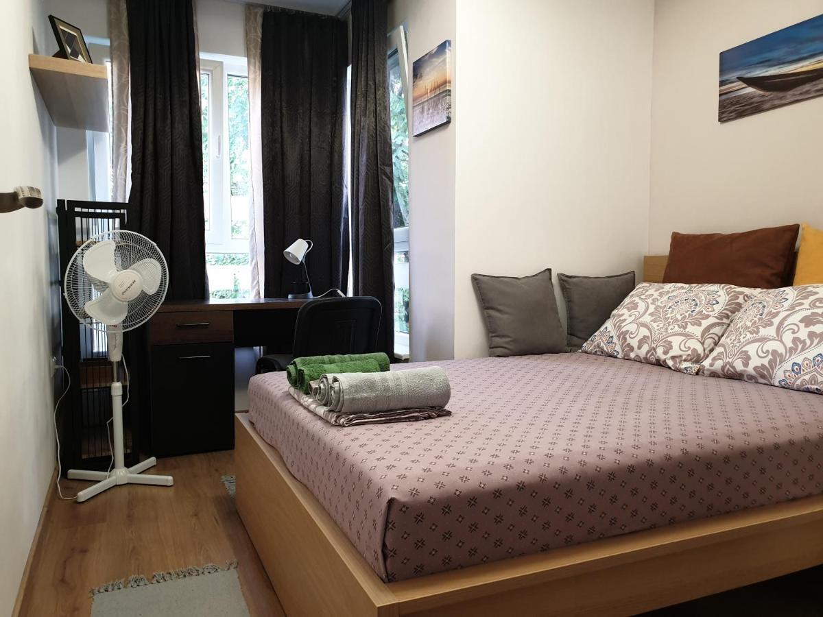 New The Twins Varna Two-Bedroom, Apt 5 At 15 Tsani Ginchev Street, Floor 3 外观 照片